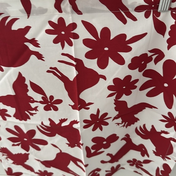 Pottery Barn Cloth Red and White 100% Cotton Dinner Napkins Made in India (6) - Picture 2 of 4